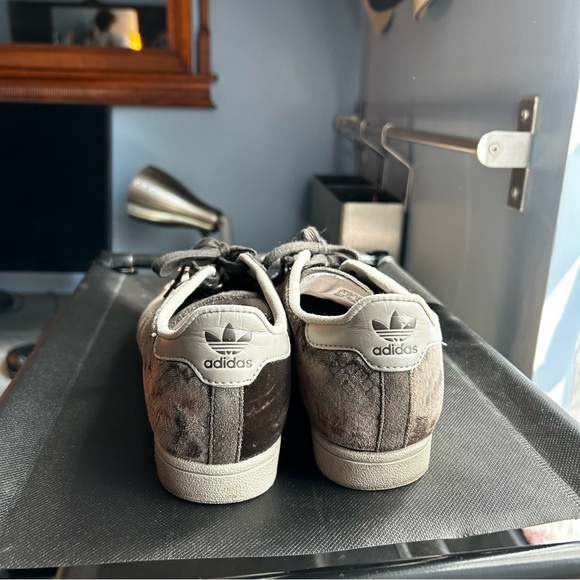 ADIDAS ORIGINALS SLEEK SERIES BROWN VELVET SNEAKERS US 8 - Picture 5 of 9